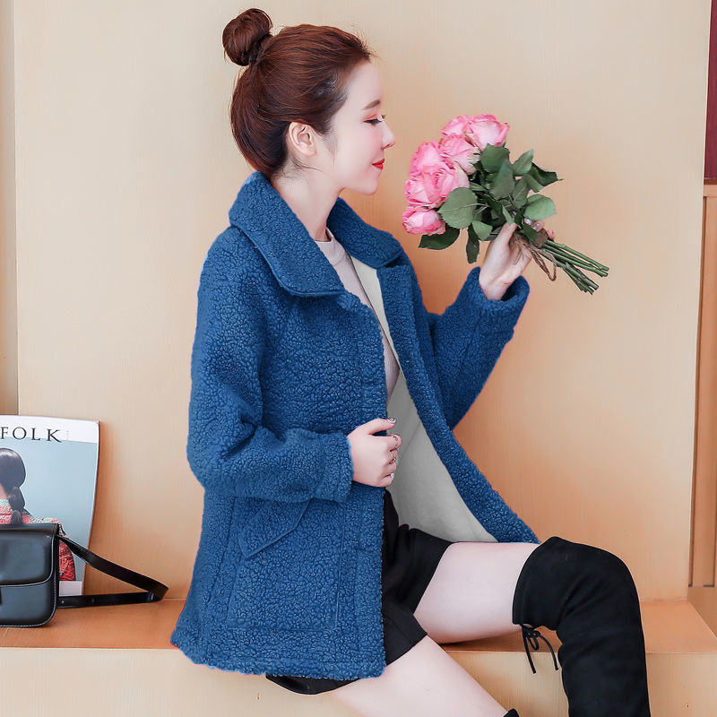 Cozy Faux Fur All-in-One Loose Small Thick Jacket Feminé Luxé