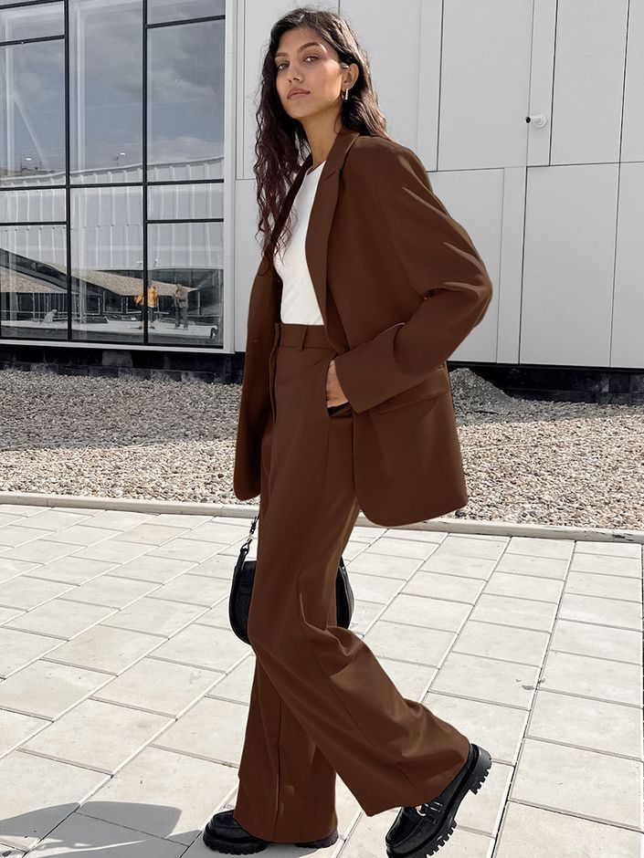 Vintage Inspired Oversized Blazer & Wide-Leg Pant Suit Set Feminé Luxé