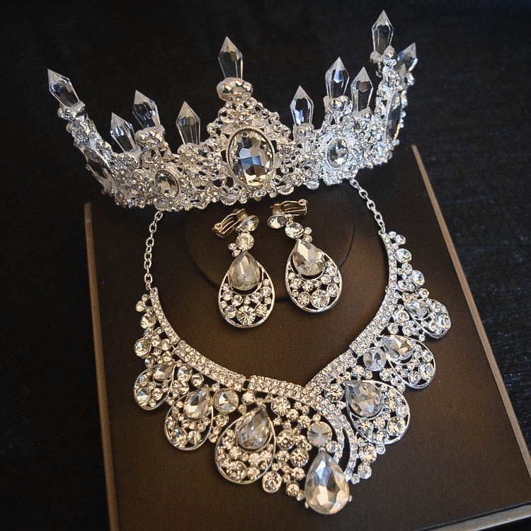 Royal Bridal Queen Crown Set: Dazzling 3-Piece Crystal Tiara, Statement Necklace & Drop Earrings for the Ultimate Ceremony Look Feminé Luxé