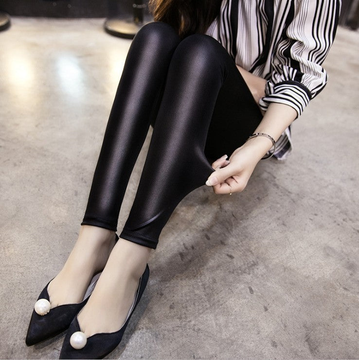 The 'Winter Sleek' Velvet-Lined Faux Leather Legging Trousers Feminé Luxé