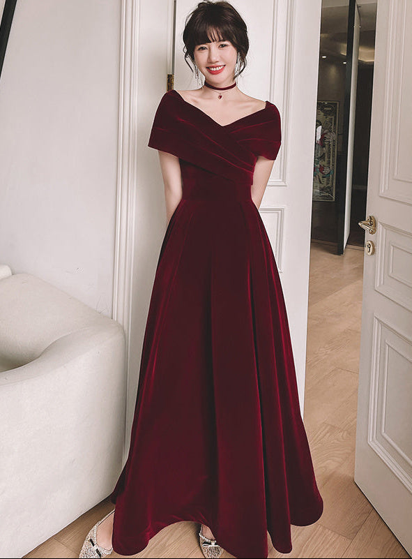 Elegant Midi Engagement Dress with Off-Shoulder Detail Feminé Luxé