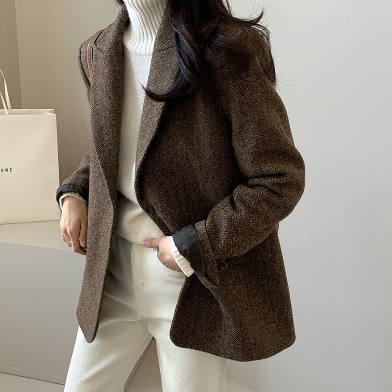 The Heritage Wool Blend Signature Blazer – Timeless Brown Feminé Luxé